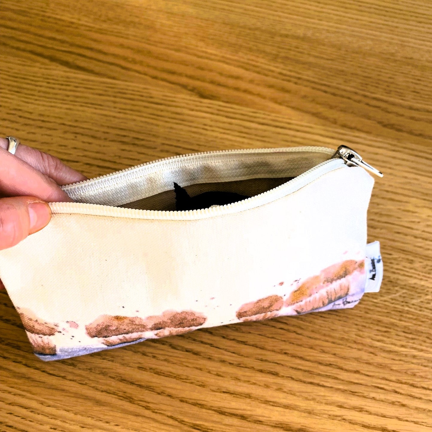 Estuche de tela de algodón con diseño a la acuarela Magdalenas