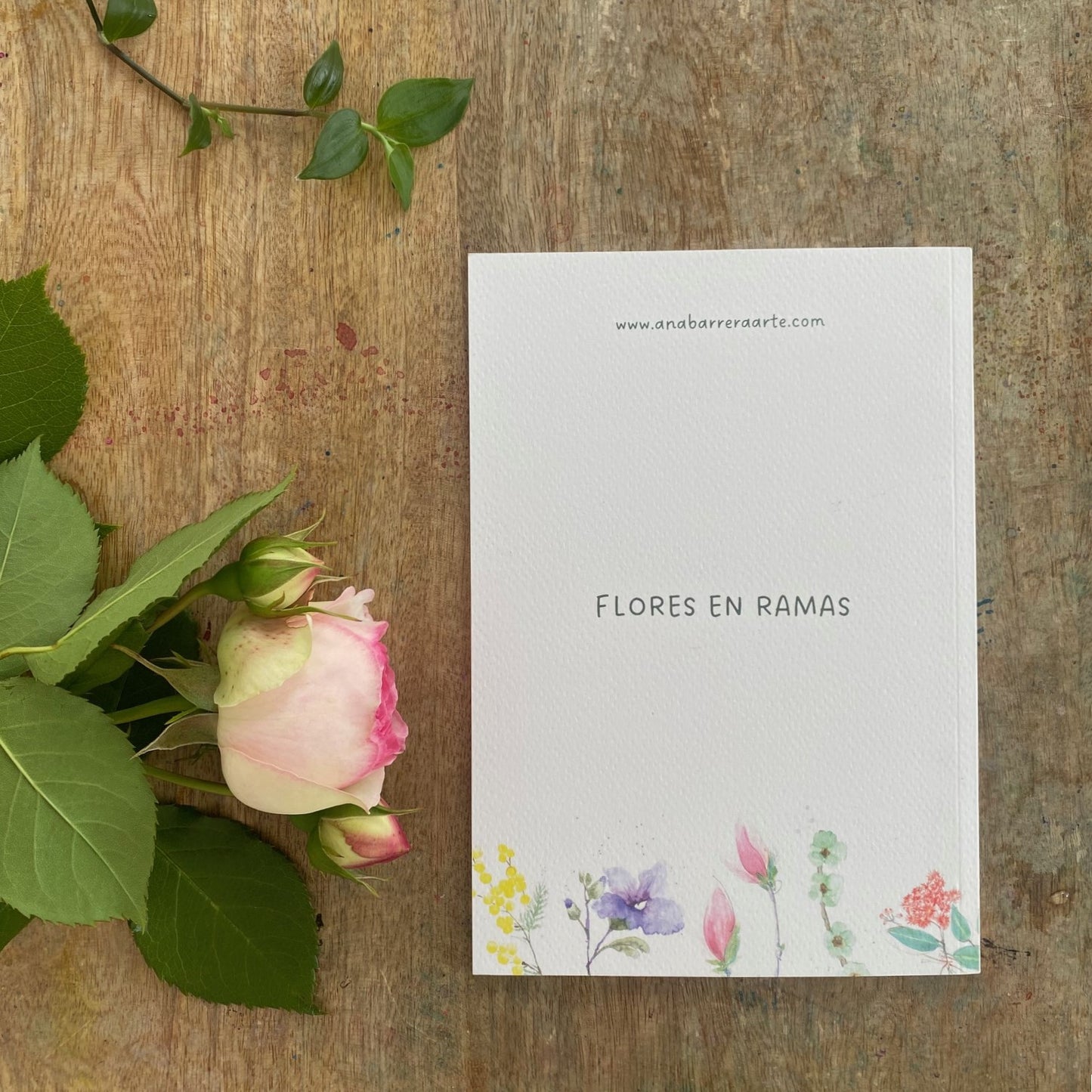 Cuaderno con diseño a la acuarela Flor de la mimosa