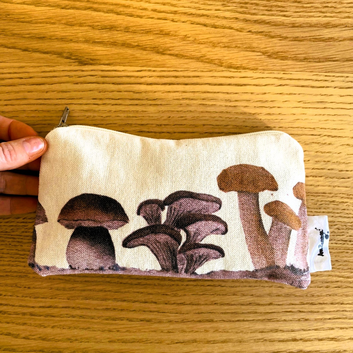 Estuche de tela de algodón con diseño de setas
